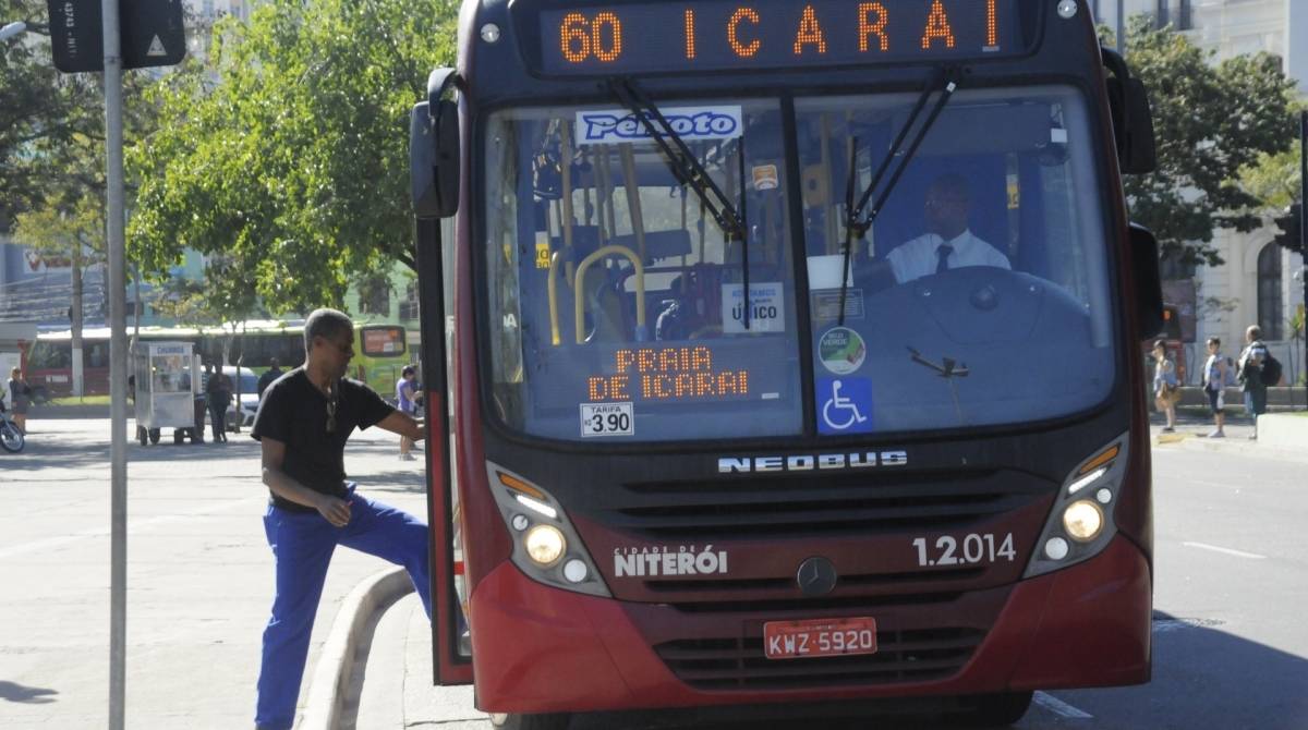 Ônibus não tiveram passagem reajustada em 2018 - Divulgação / Prefeitura
