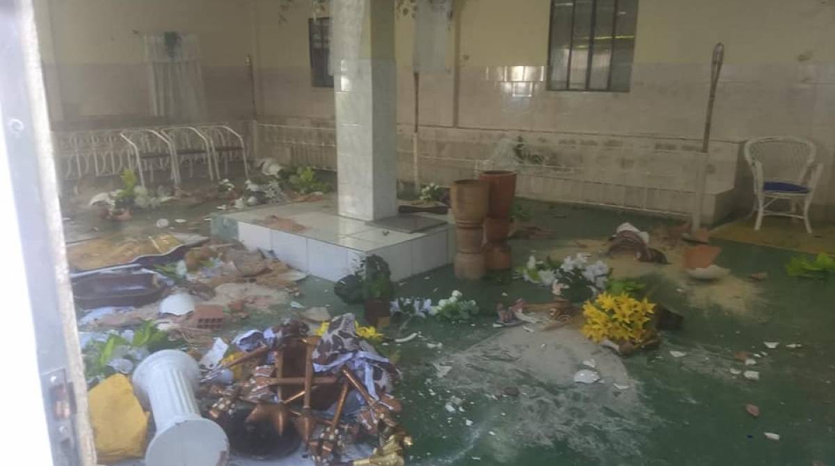 Terreiro de candomblé invadido, em julho, na comunidade do Parque Paulista, em Duque de Caxias - Reprodução Facebook