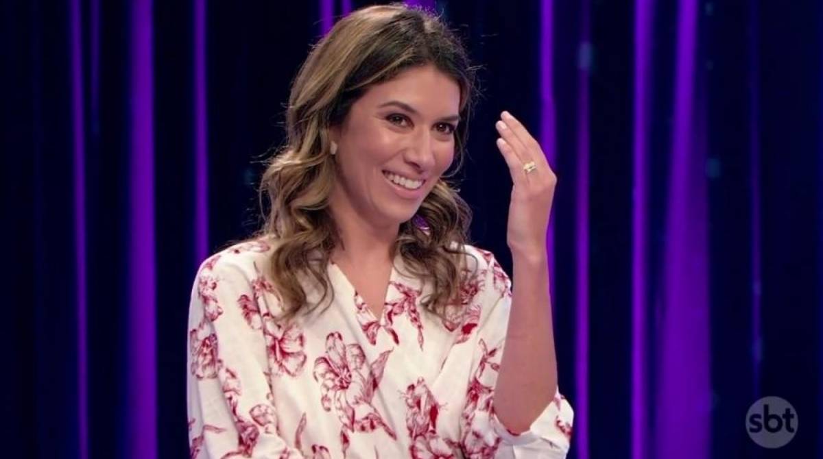 Já é possível ver a aliança de Rebeca Abravanel no 'Roda a Roda' - Divulgação