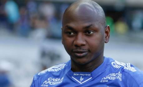 Cinco anos depois de menosprezar o Botafogo, Sassá acerta contrato para ganhar 'só' auxílio moradia