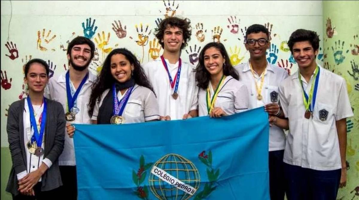 Pelo segundo ano consecutivo, alunos do Colégio Pedro II Humaitá II são convidados a participar da Asia International Mathematical Olympiad (AIMO)  - Divulgação