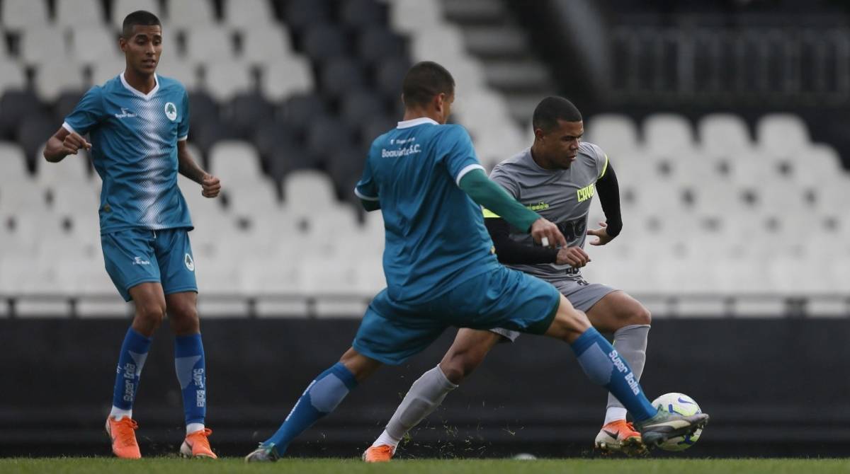 Luxemburgo faz novos testes em jogo-treino | Vasco | O Dia