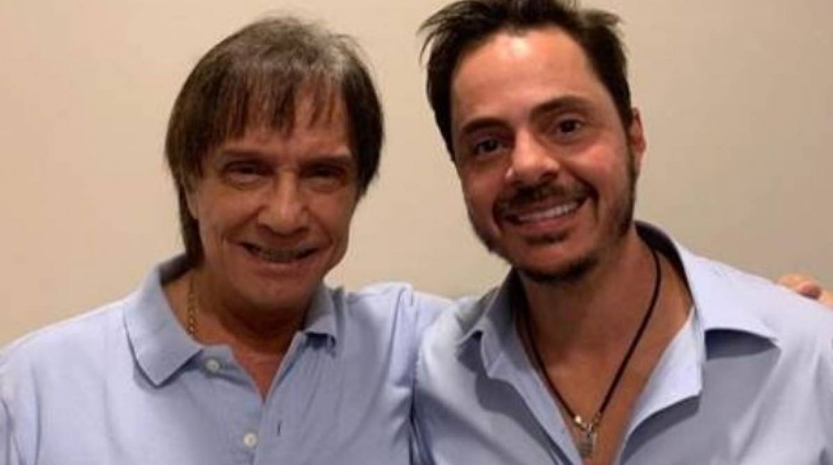 Roberto Carlos com médico responsável por realizar procedimento estético no cantor - Reprodução Instagram