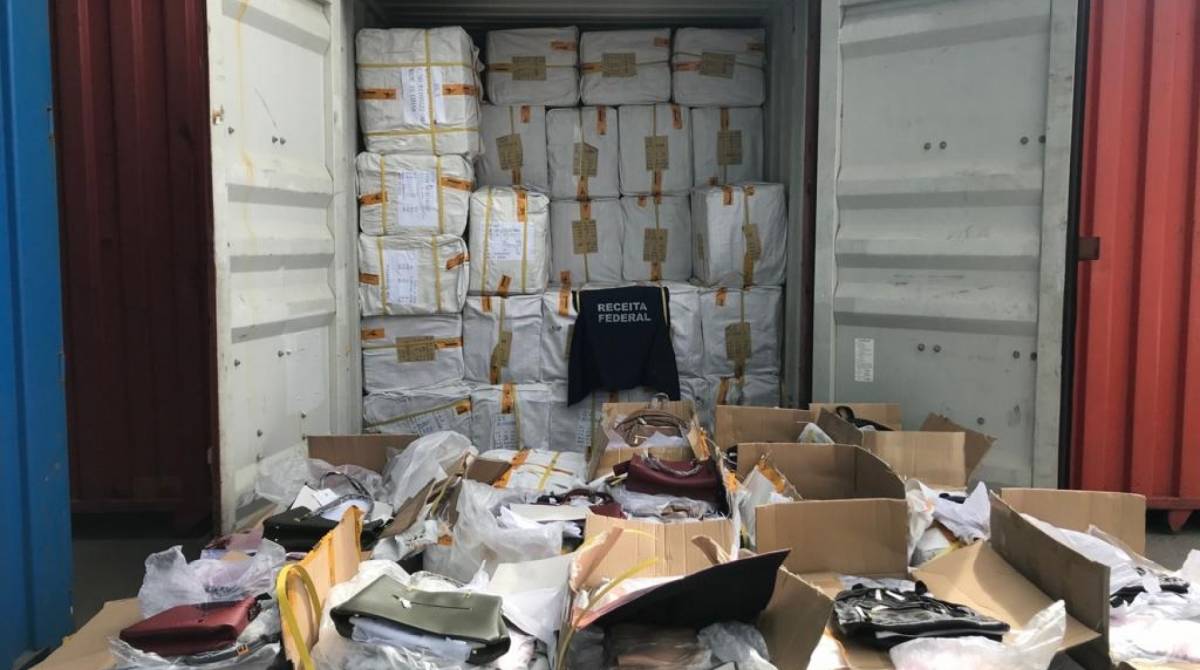 Opera&ccedil;&atilde;o Desembara&ccedil;o procura grupo estruturado para sonegar impostos - Reprodu&ccedil;&atilde;o Receita Federal