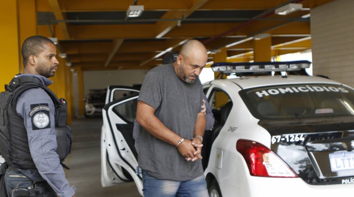 Rio de Janeiro - RJ  - 18/07/2019 - Prisao de milicianos - A policia civil esta em opera&ccedil;ao na manha de hoje para prender milicianis em Queimados, na Baixada Fluminense  - foto: Reginaldo Pimenta / Agencia O Dia