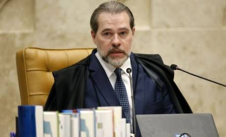 Toffoli cobra Aras sobre ação que obriga Bolsonaro a provar fraudes nas eleições