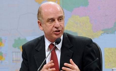 Ministro do TCU é rendido com arma na cabeça durante tentativa de assalto