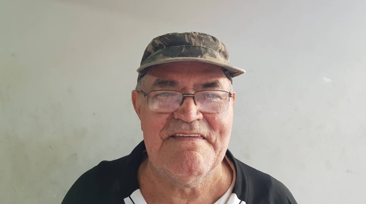 Luis da Silva. diz que rua fica alagada quando chove