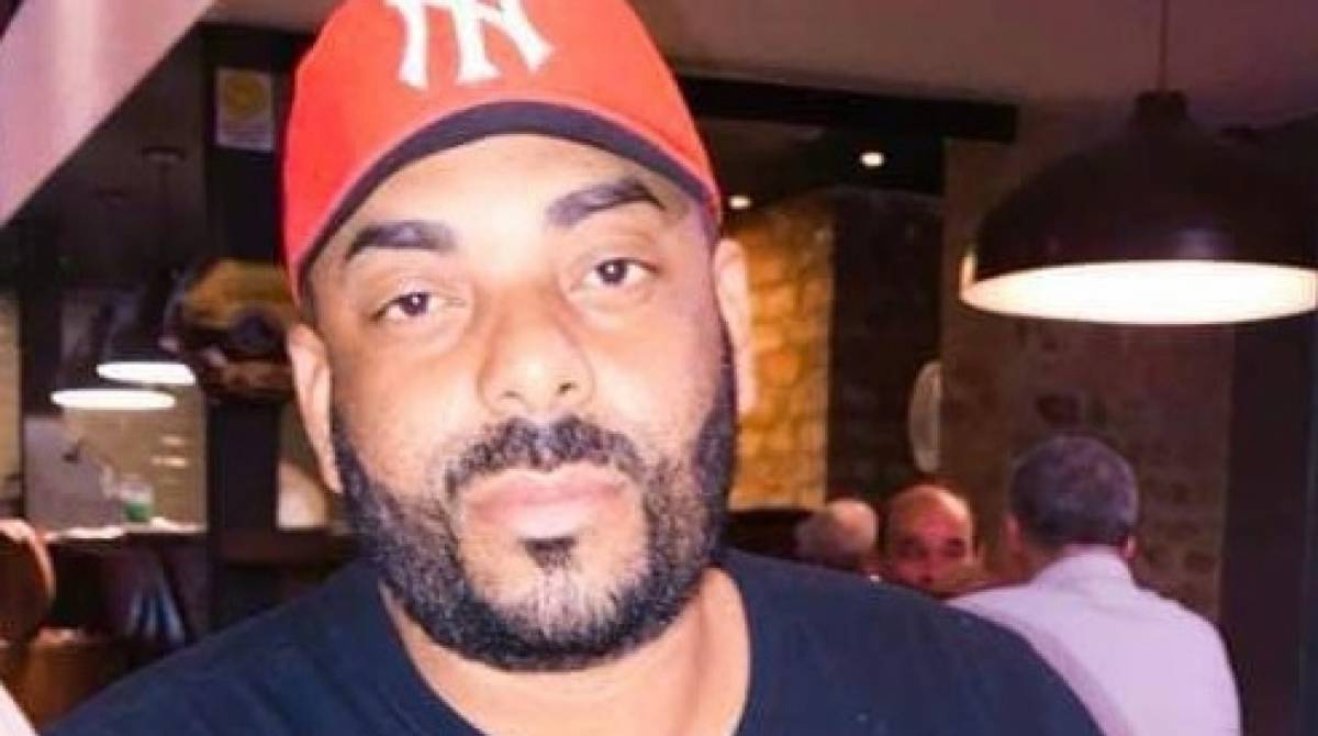 Guilherme Lourenço reclama de contêiner na calçada