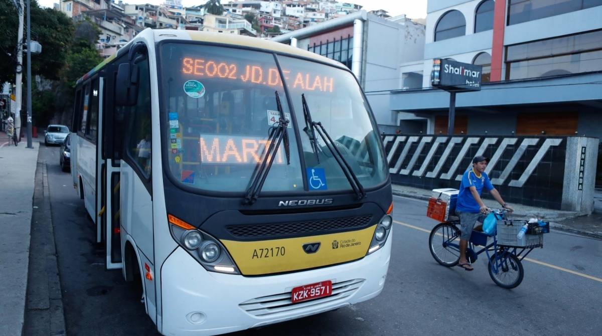 Prefeitura anunciou revis&atilde;o do contrato de concess&atilde;o de &ocirc;nibus da cidade - Gilvan de Souza / Ag&ecirc;ncia O Dia