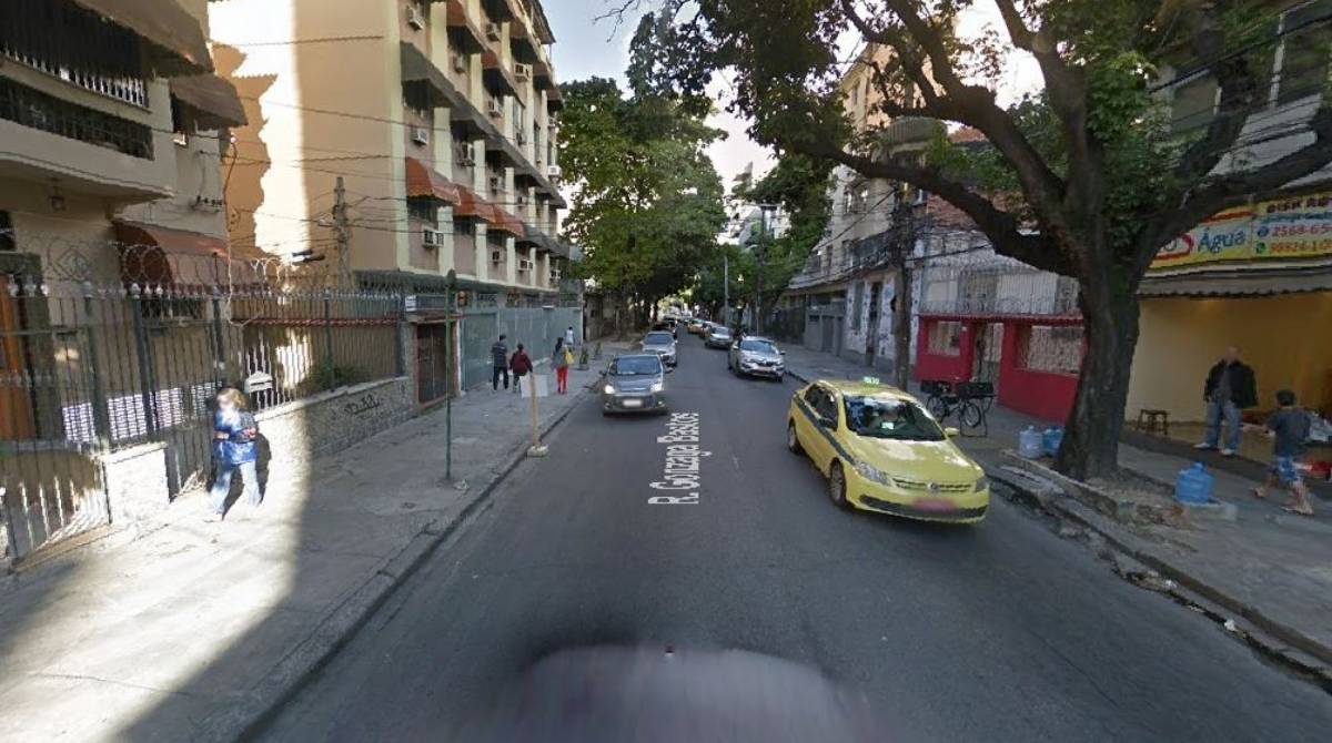 Frequentadores de academia foi assaltada na Rua Gonzaga Bastos, em Vila Isabel - Reprodução Google Maps