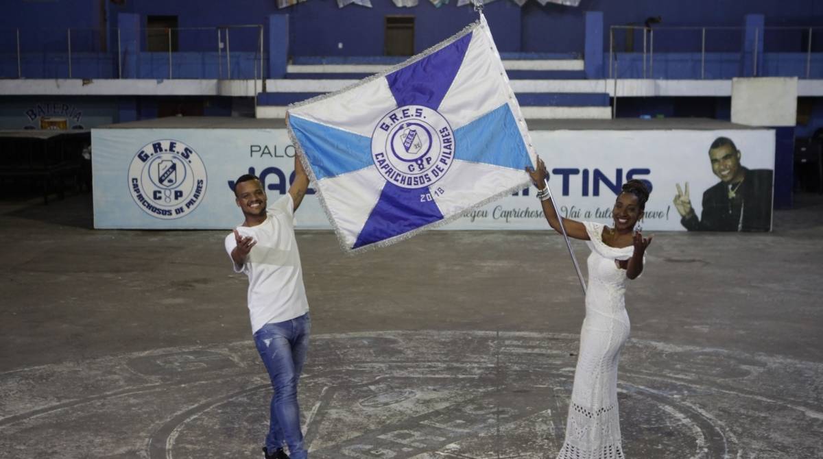 Rio, 23/07/2019 Escola de samba Caprichosos de Pilares. Primeiro casal de Mestre sala e porta bandeira, Maura Luisa Leal e Paulo Barbosa. Foto: Ricardo Cassiano/Agencia O Dia