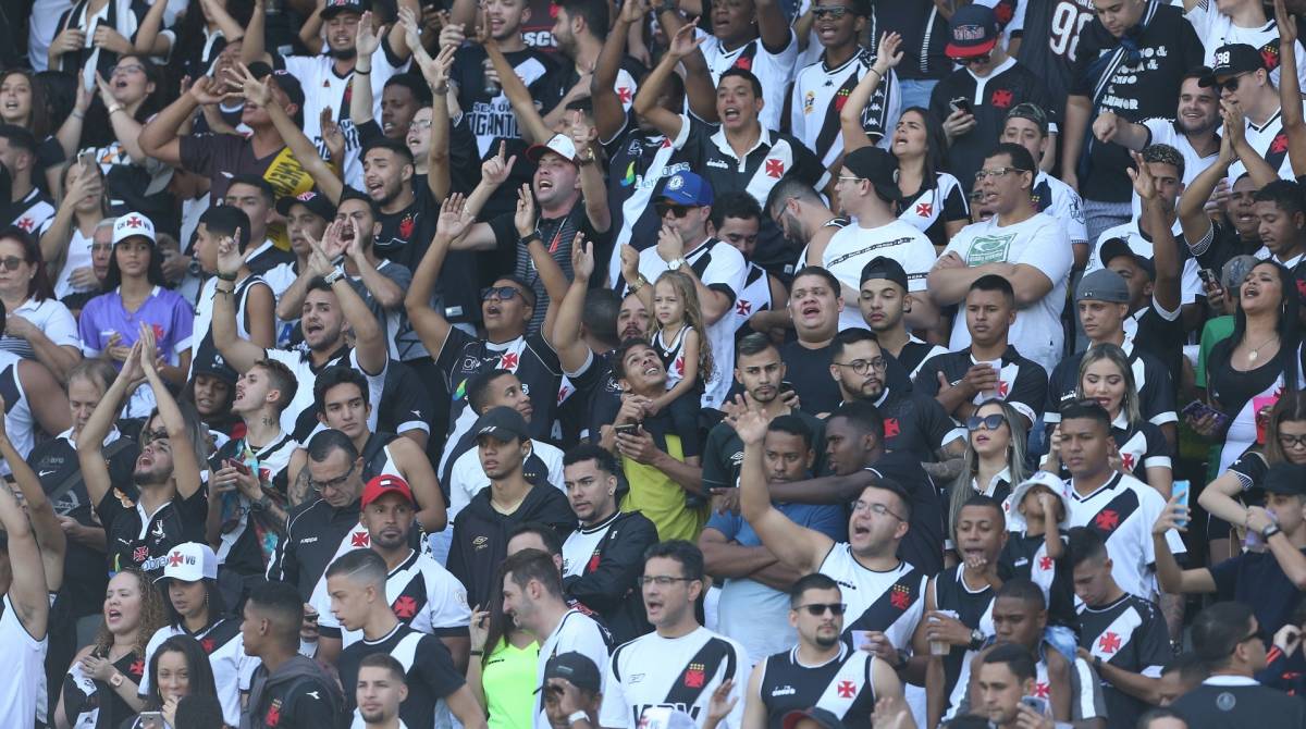 2019 - Torcida do Vasco no Estadio de Sao Januario no Rio de Janeiro. Foto: Daniel Castelo Branco / Agencia O Dia