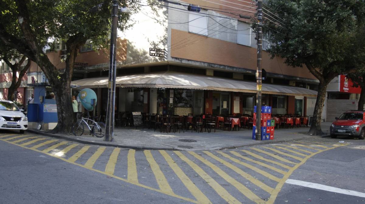 Rio,24/07/2019 - TIJUCA- Motorista de aplicativo é morto na Tijuca. Na foto, bar do Chico, rua Afonso Pena com Gonçalves Crespo .Foto: Cléber Mendes/Agência O Dia