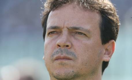 Ex-técnico do Fluminense tem conversas avançadas e é favorito para assumir o Vasco