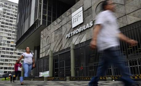 Petrobras rebate Bolsonaro sobre redução nos preços dos combustíveis