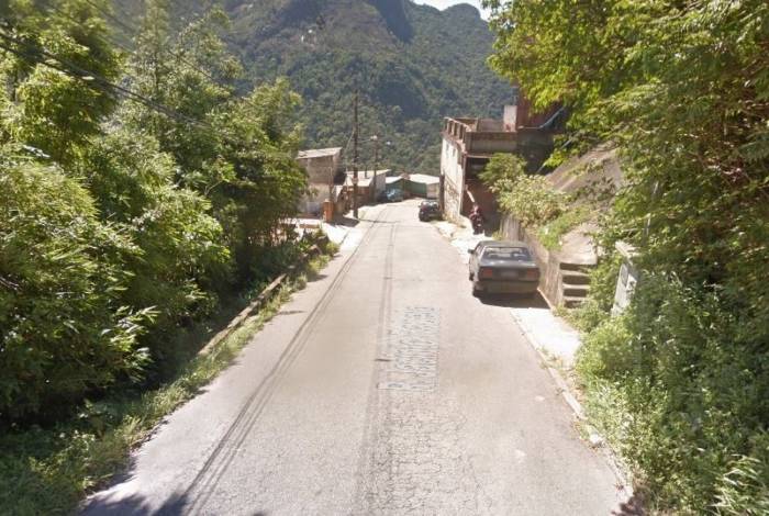 Casa da vÃ­tima que teria sido atacada pelo neto, em PetrÃ³polis