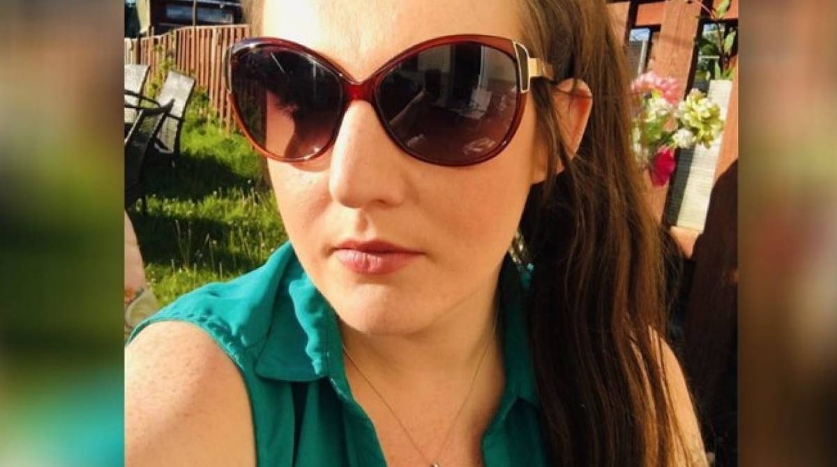 Mulher fingiu ter câncer terminal para ganhar equivalente a R$ 63 mil e pagar casamento
 - Instagram