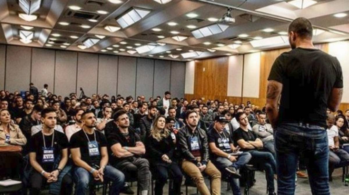 Modelo de negócio criado pelo empresário Pedro Faria promete inovar o tratamento contra varizes e vasinhos - Reprodução Instagram