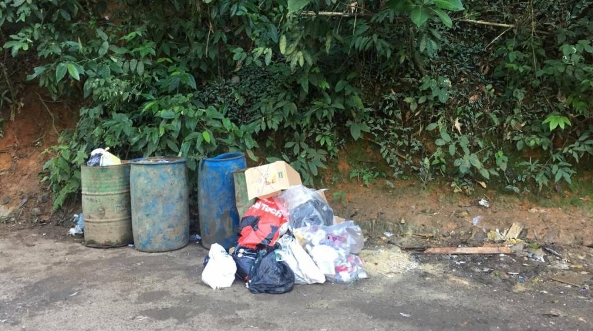 Projeto de coleta seletiva em Xerém