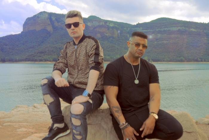 Gabriel Valim (E) e Henry Mendez