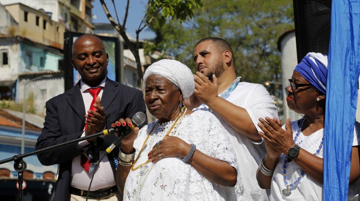 M&atilde;e Edelzuita de Oxal&aacute; na Lavagem do Valongo