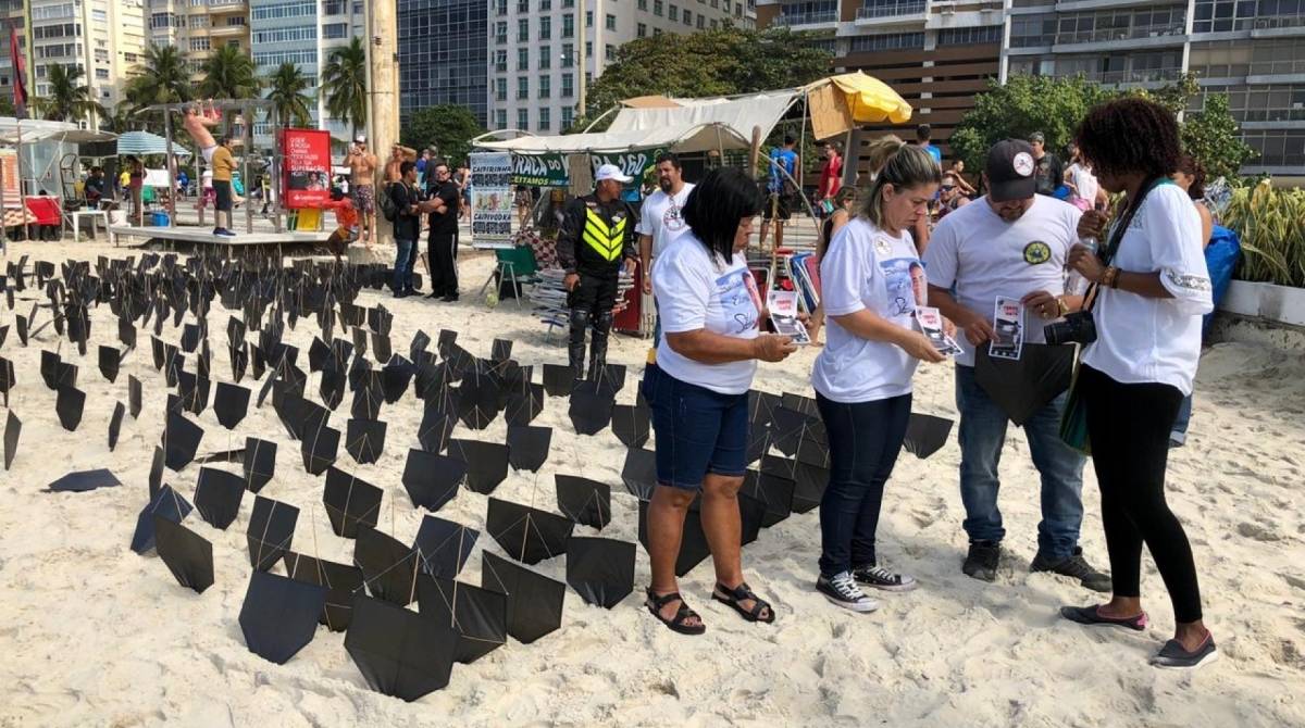 Motociclistas realizam ato contra linhas cortantes na Zona Sul