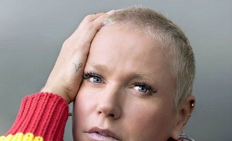 'Tenho vontade de mandar muita gente pastar', revela Xuxa