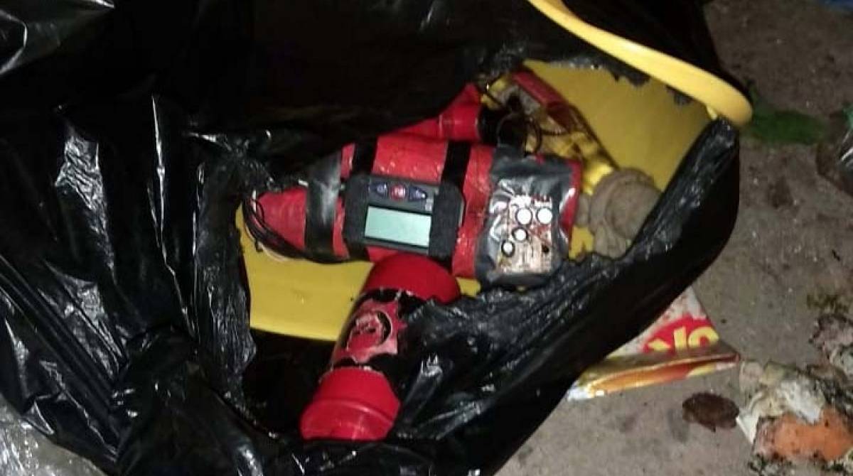 Material estava dentro de um saco de lixos - Divulgação / Segurança Presente