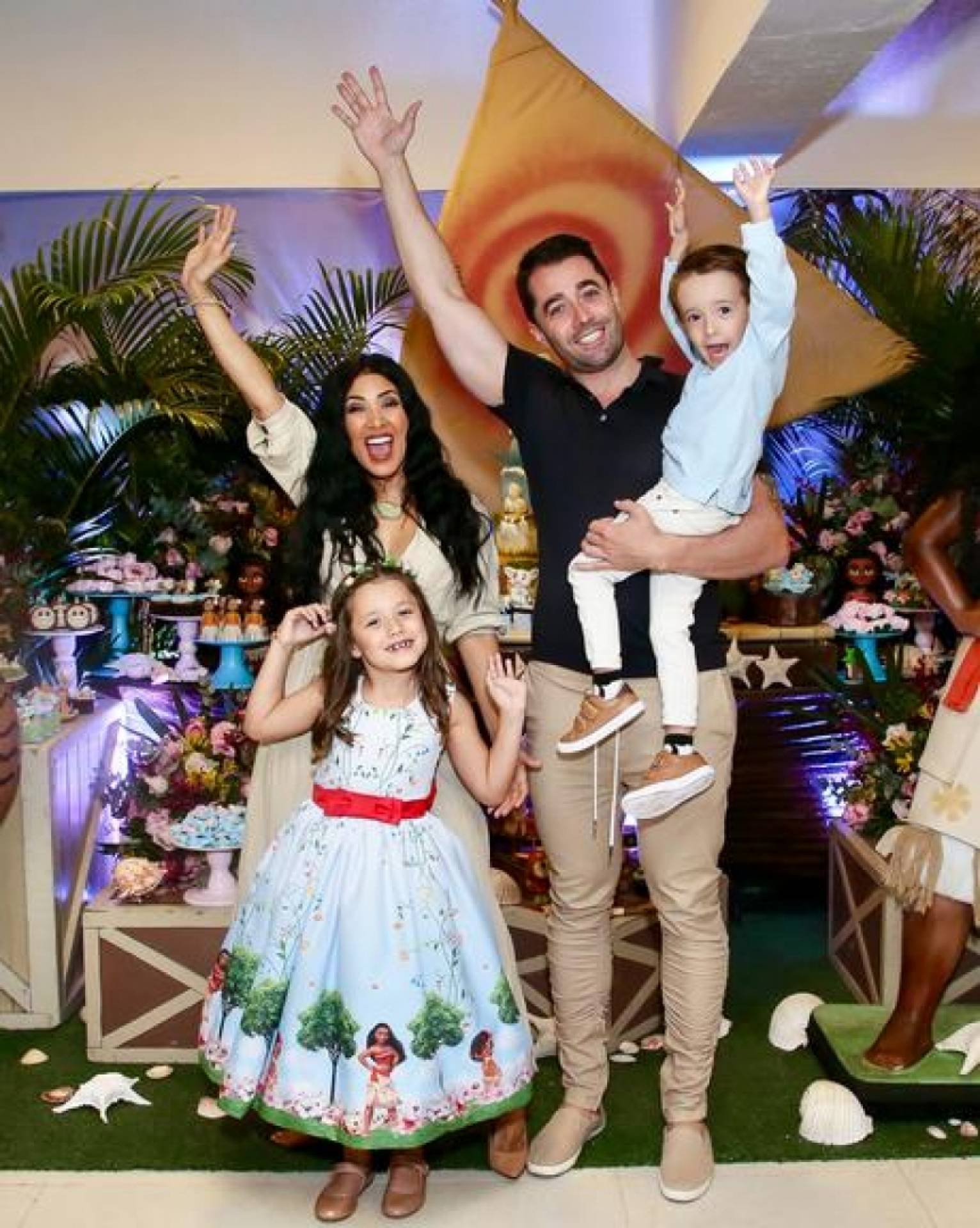 Simaria faz festa para celebrar aniversário da filha - Agnews