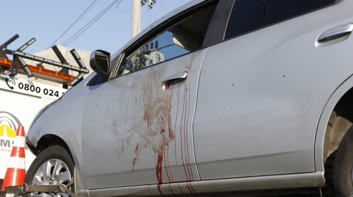 O cabo Pedro Augusto Lima Ferreira foi baleado em uma tentativa de assalto, no fim da madrugada desta sexta-feira, na altura da Mar&eacute; - Reginaldo Pimenta / Ag&ecirc;ncia O Dia