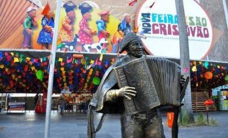 Feira de São Cristóvão retoma música ao vivo e pistas de dança neste final de semana