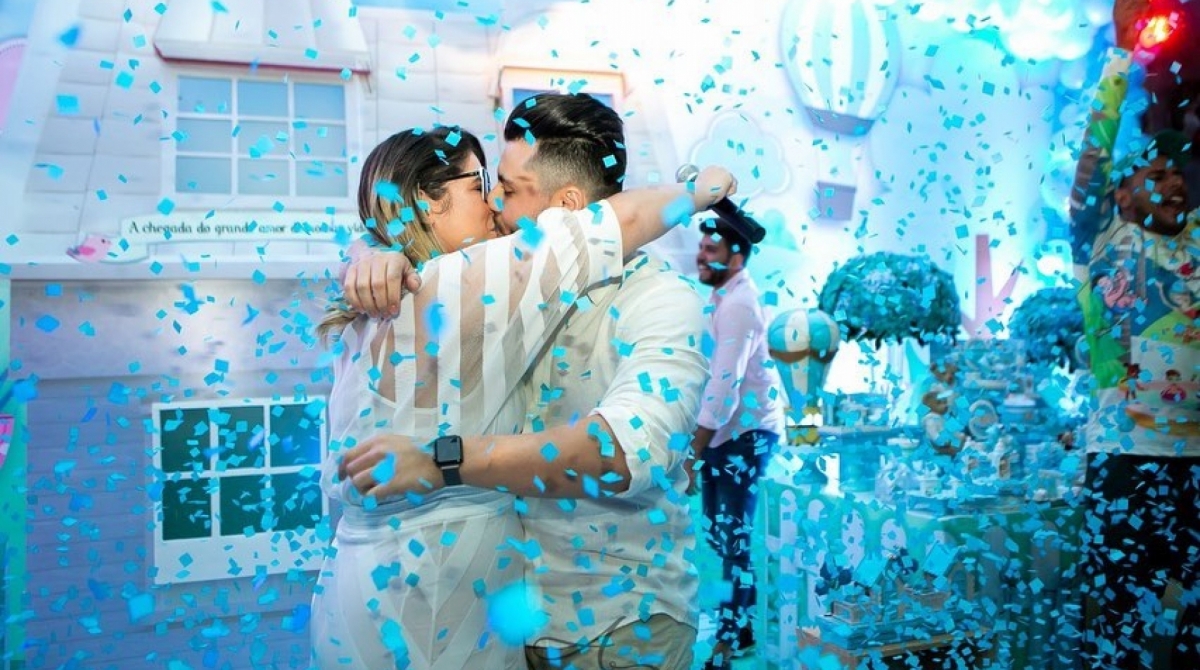 Mar&iacute;lia Mendon&ccedil;a e o namorado Murilo Huff