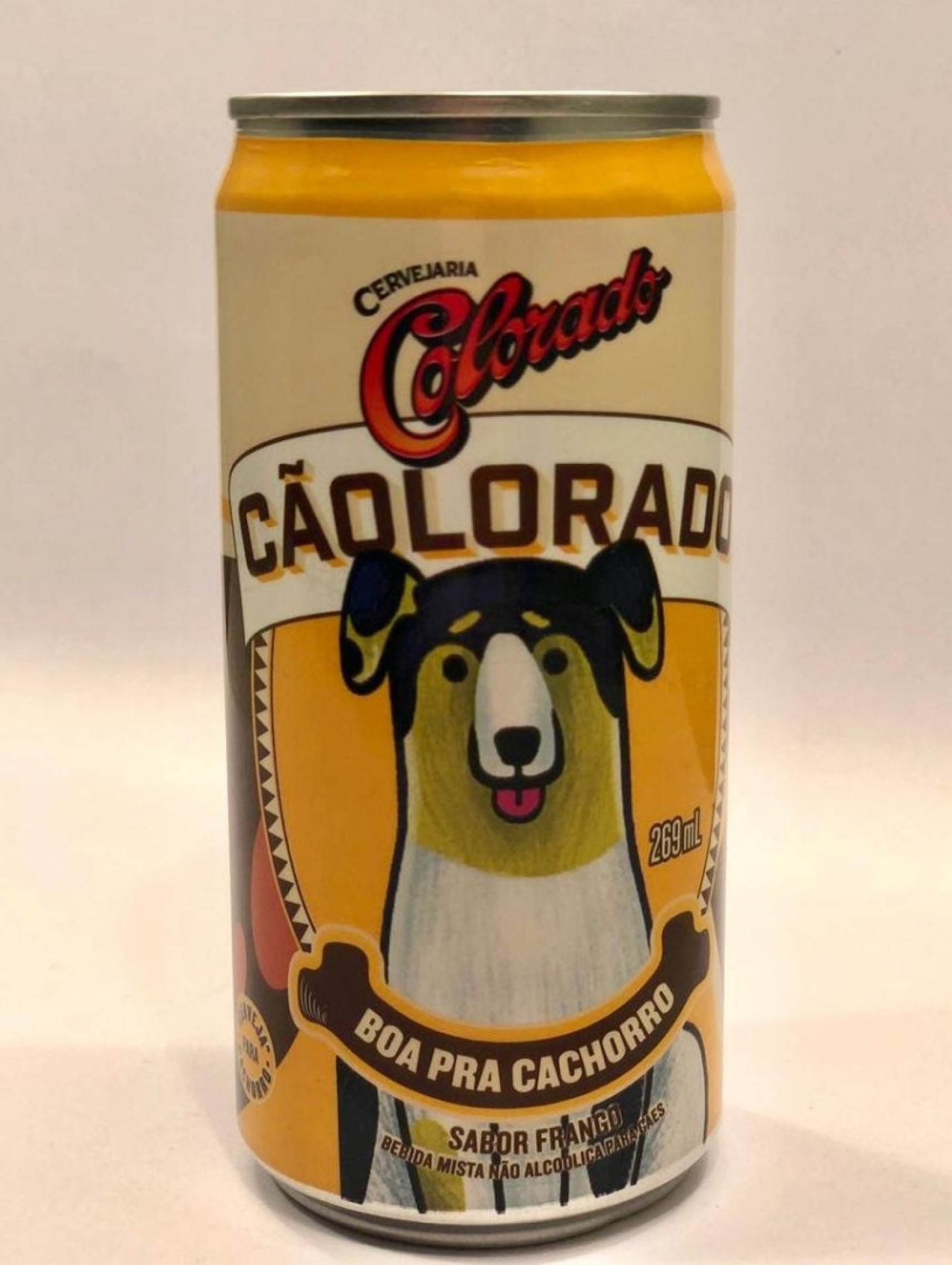 Bebida está disponível no sabor frango e carne