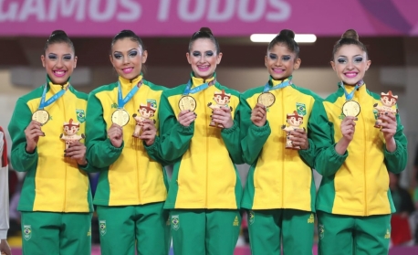 Brasil estreia na ginástica rítmica e mira em vaga na final da categoria