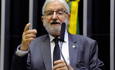 Deputado solicita informações sobre reuniões da Prevent Senior com cúpula de Bolsonaro