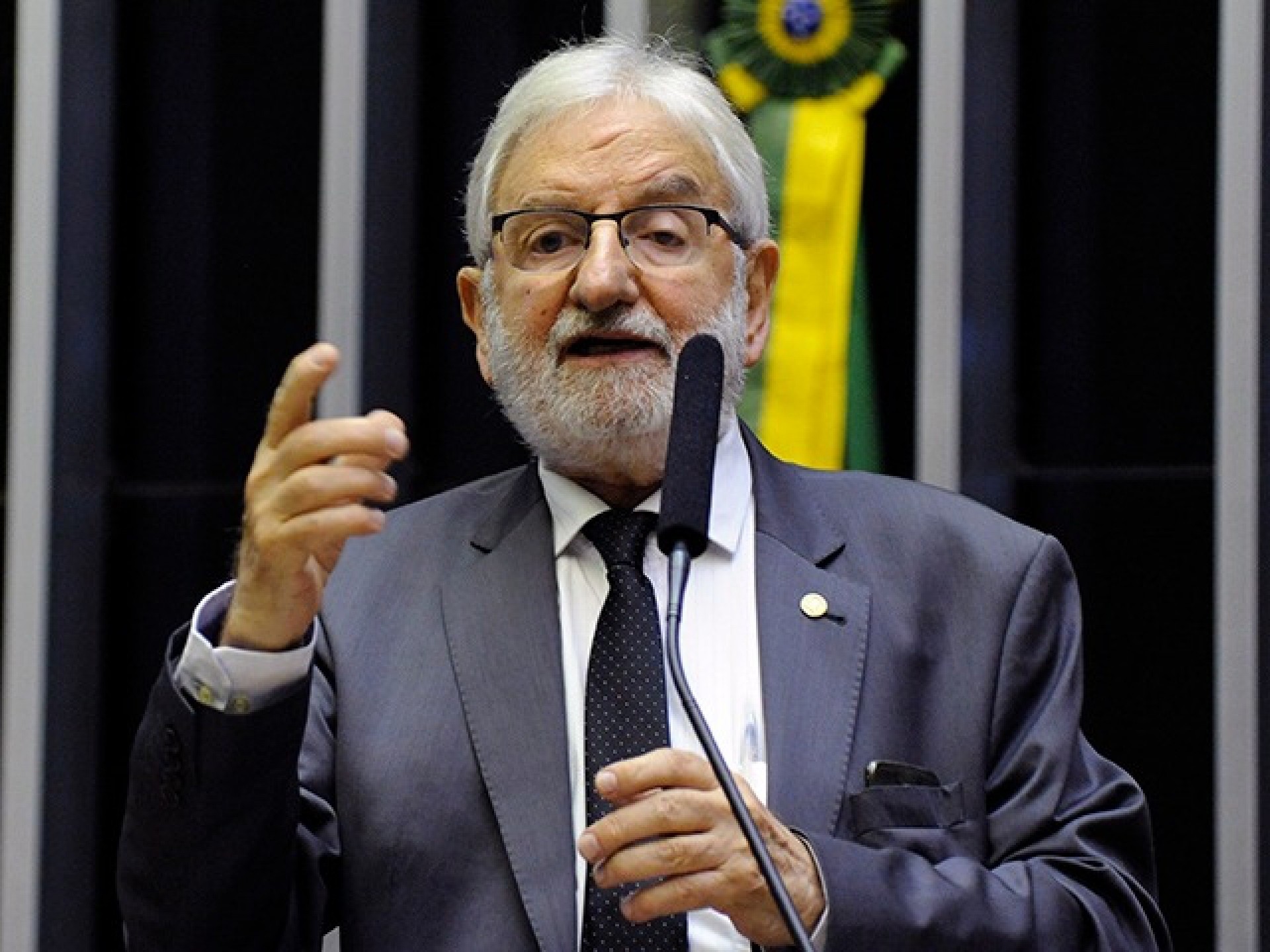Deputado solicita informações sobre reuniões da Prevent Senior com cúpula de Bolsonaro