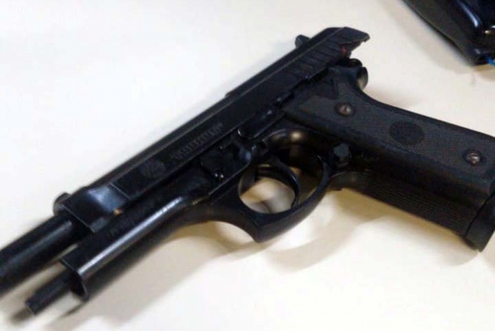 Suposta arma usada pelo assaltante para praticar o crime