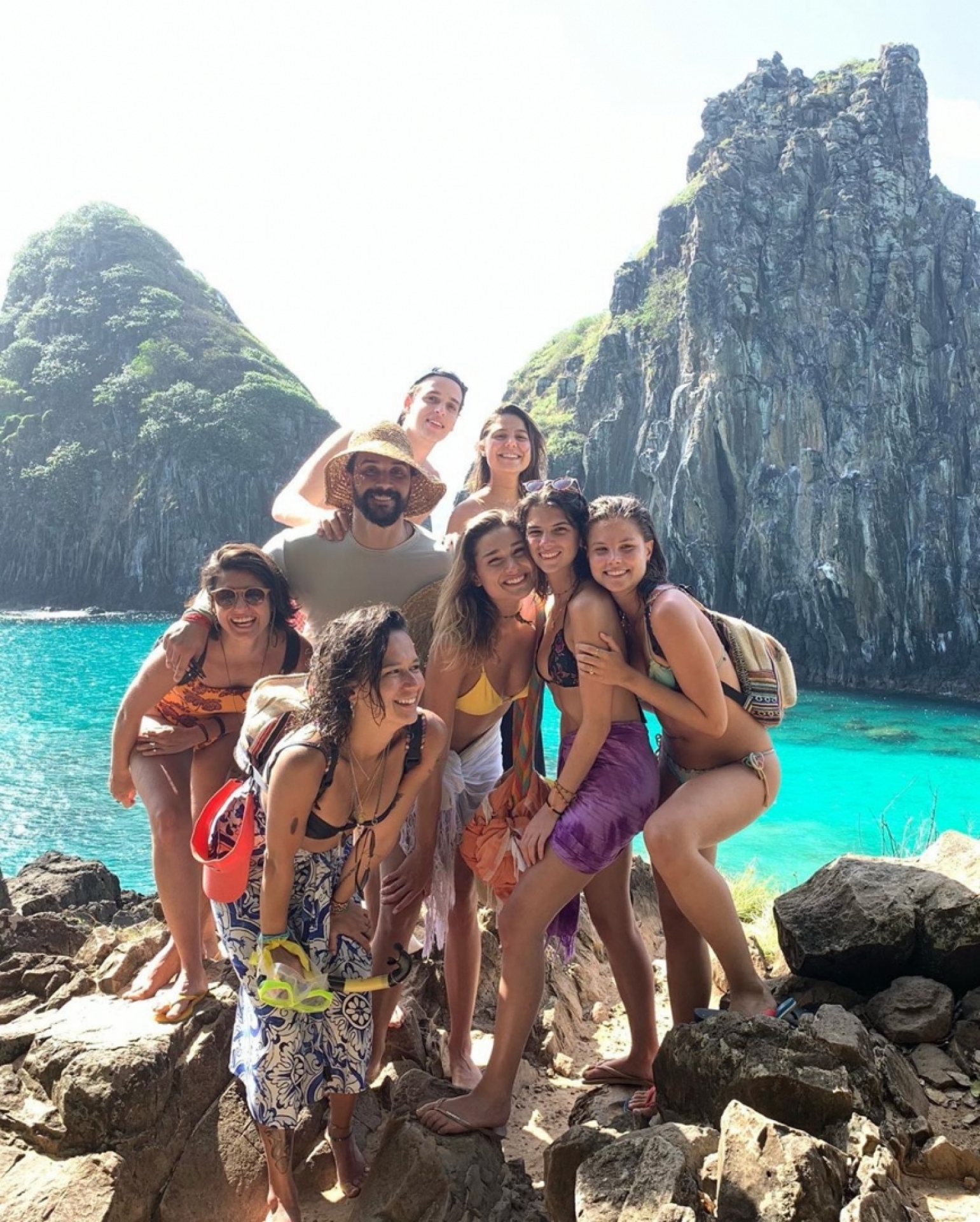 Sasha comemorou 21 anos ao lado dos amigos em Fernando de Noronha