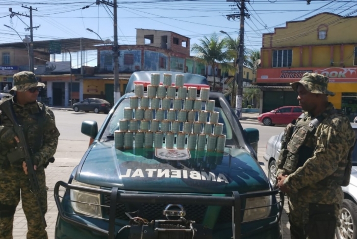 CarretÃ©is apreendidos com mulher em Duque de Caxias