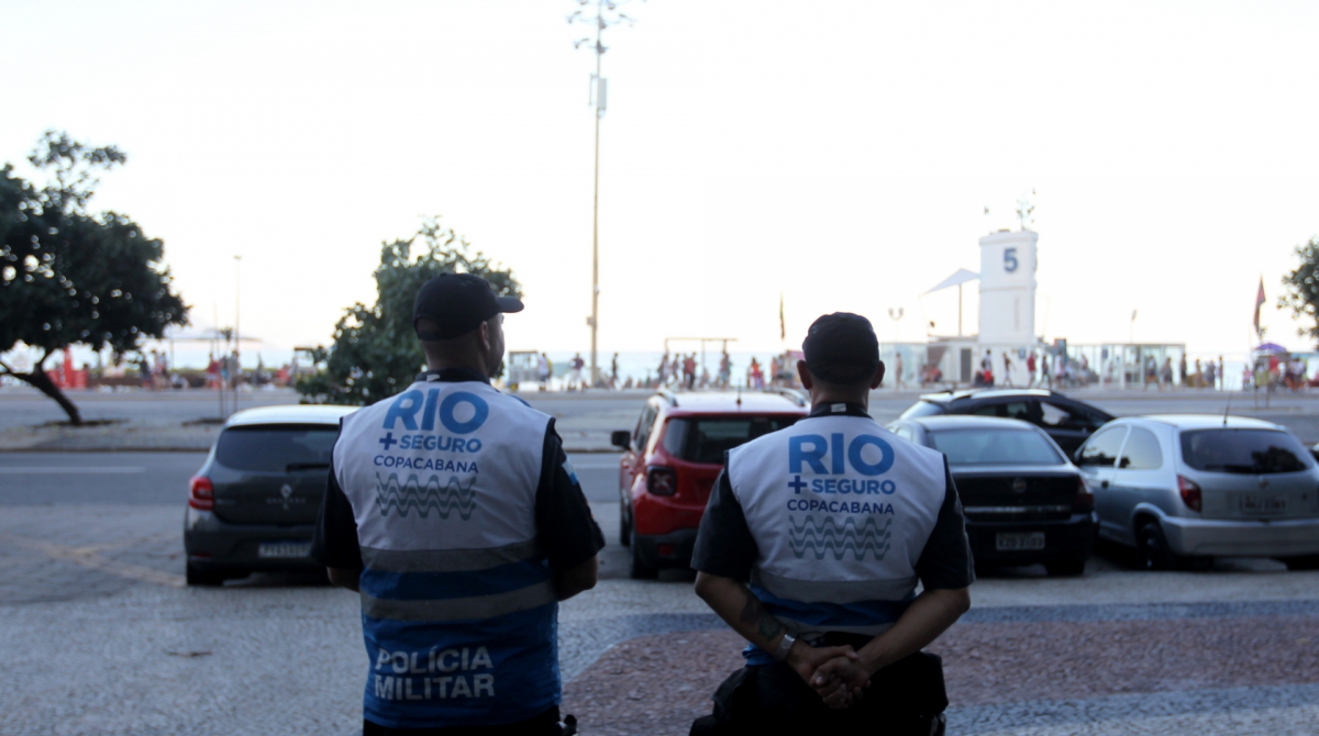 Agentes em Copacabana - Luciano Belford/Ag&ecirc;ncia O Dia