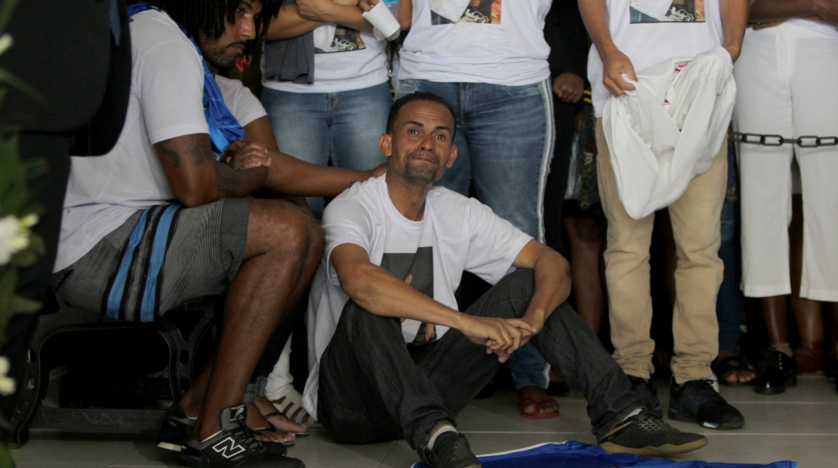 Rio de Janeiro - 11/08/2019 - Sepultamento do estudante Gabriel Pereira Alves, que foi morto depois de ser atingido no peito na &uacute;ltima sexta-feira (9) quando estava em um ponto de &ocirc;nibus na Tijuca. Fotos: Luciano Belford/Ag&ecirc;ncia O Dia