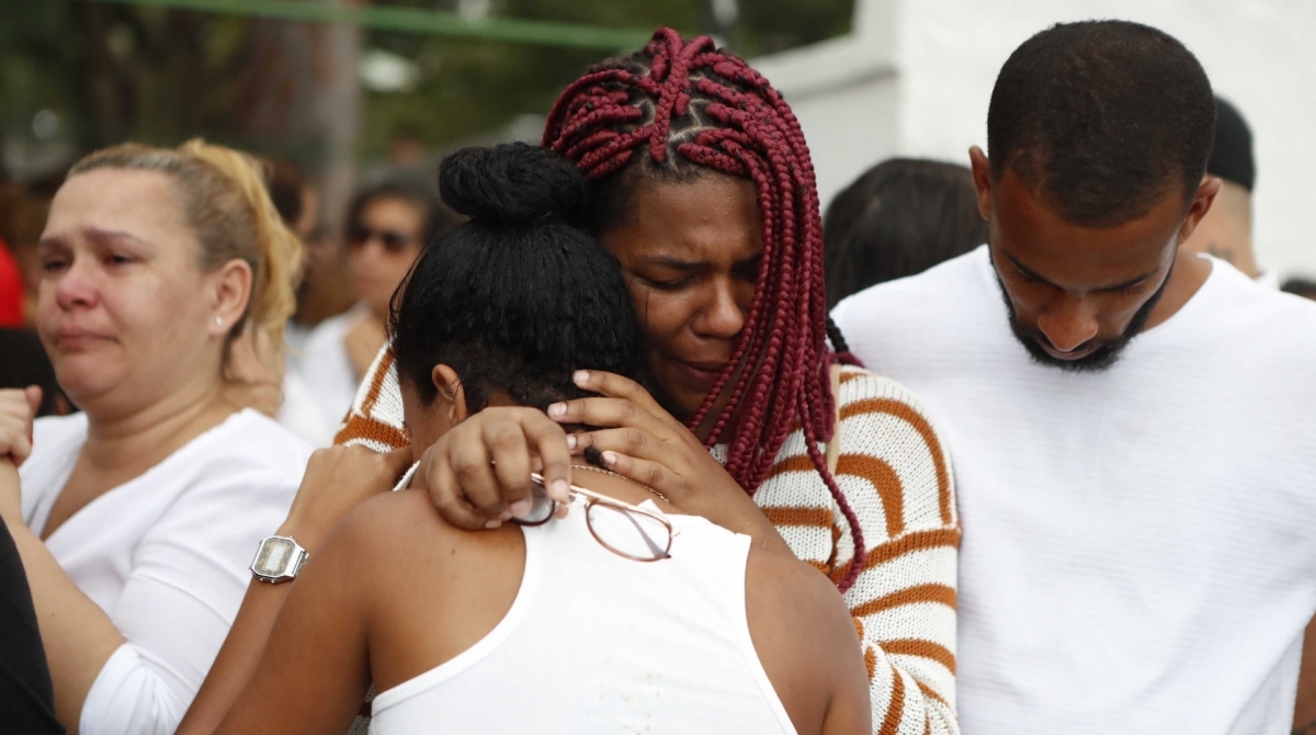 Niteroi, 13/08/2019, Enterro e protesto do menino Dyogo Costa Xavier de Brito que foi morto na comunidade da Grota durante operacao policial, Foto de Gilvan de Souza / Agencia O Dia