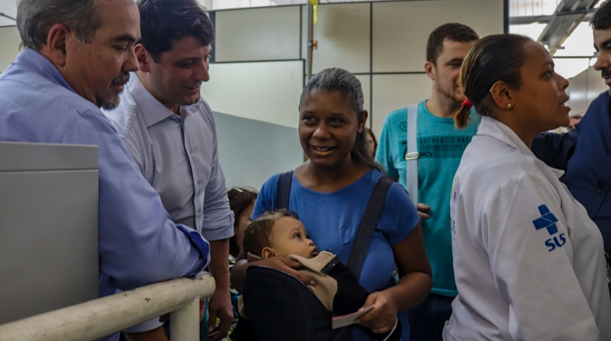 Prefeito Bernardo Rossi visitou o PSF - Divulgação/ASCOM