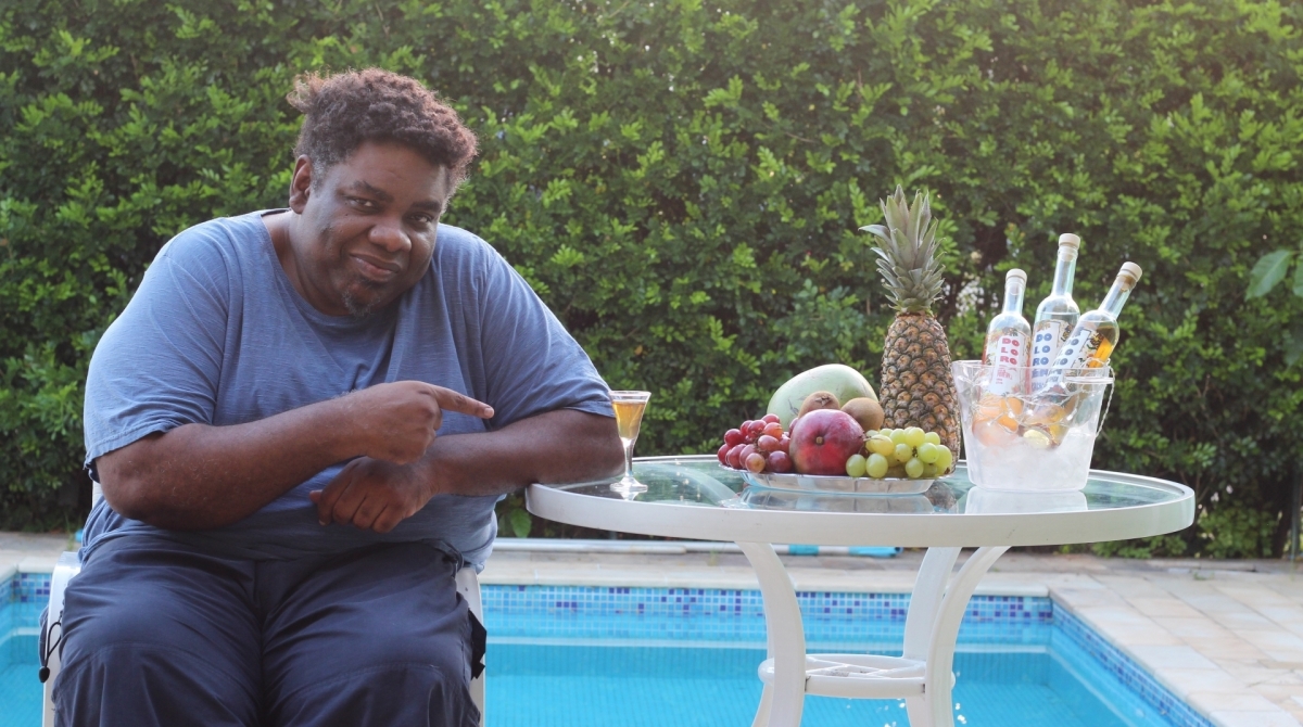 Sérgio Loroza e a cachaça DoLoroza