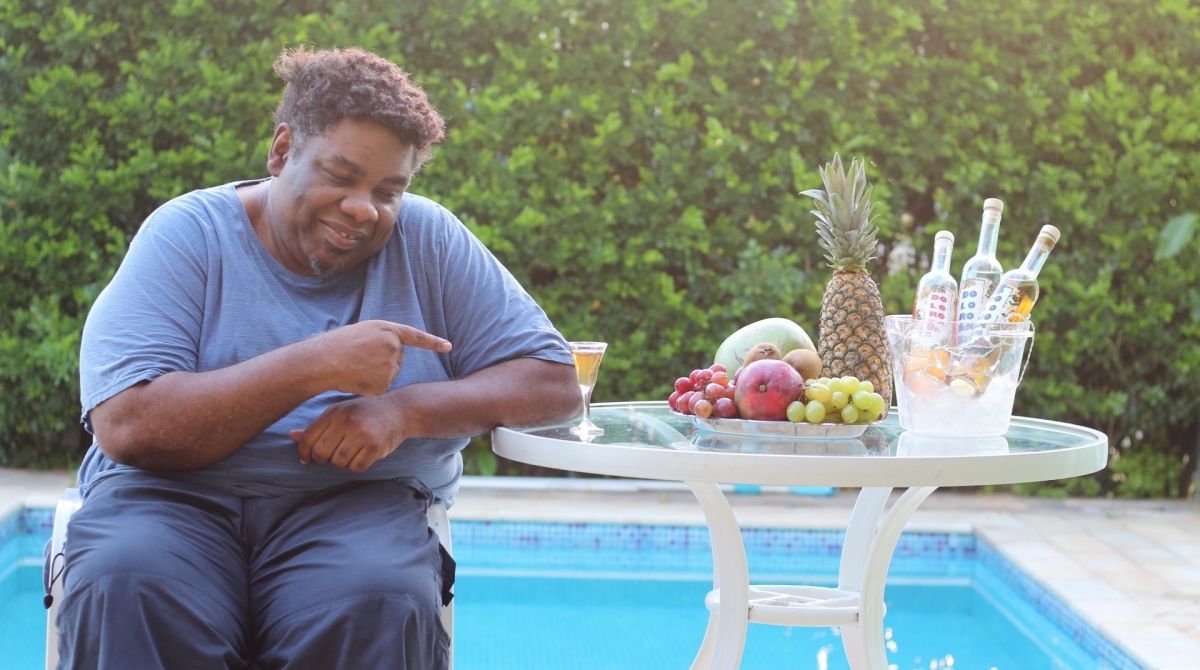 Sérgio Loroza e a cachaça DoLoroza