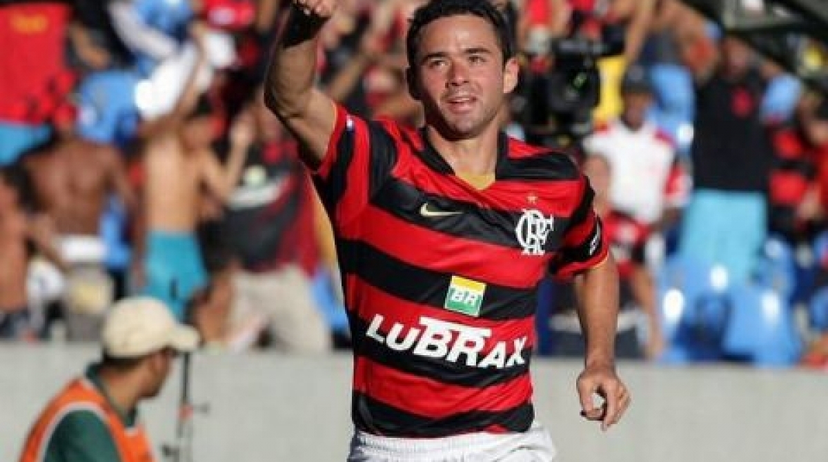 Juan fez hist&oacute;ria com a camisa do Flamengo. Pela equipe rubro-megra, ele foi tricampe&atilde;o Carioca (2007, 2008 e 2009), campe&atilde;o do Brasileir&atilde;o de 2009 e da Copa do Brasil de 2006, quando marcou um dos gols que deu o t&iacute;tulo ao Fla.