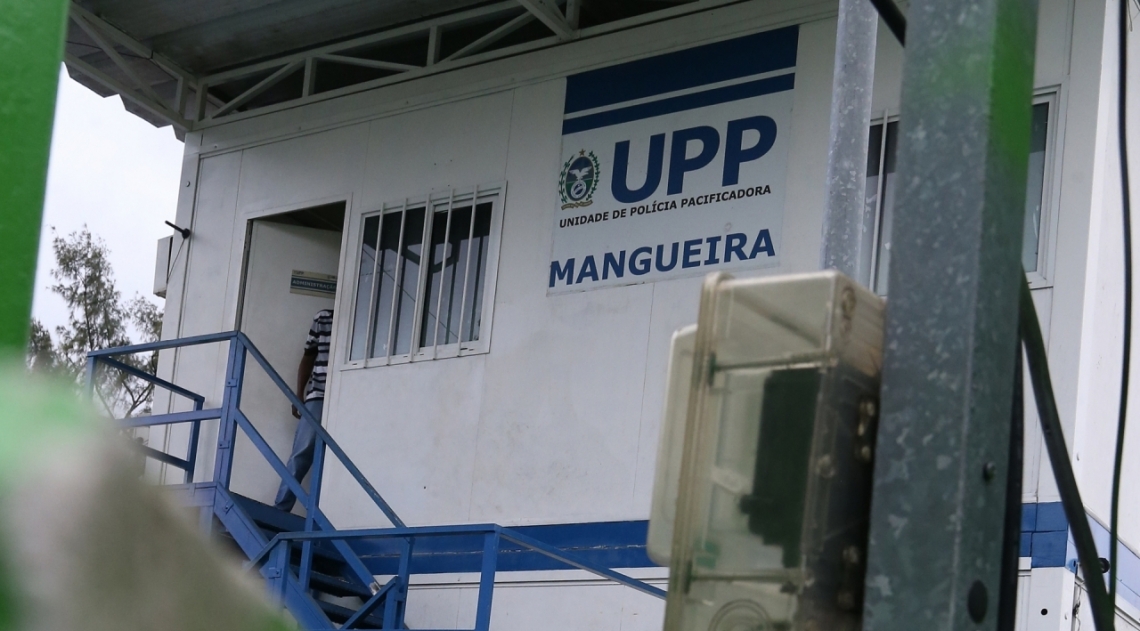 Intenso tiroteio na Mangueira assusta moradores