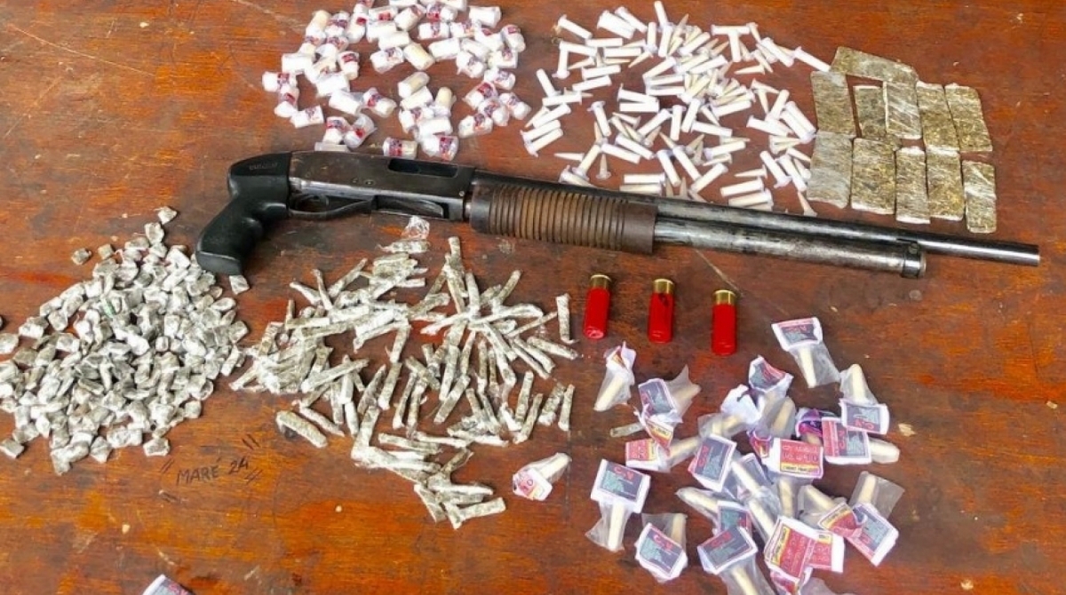 Material apreendido com o suspeito, em Itaguaí  - Polícia Militar / Divulgação 