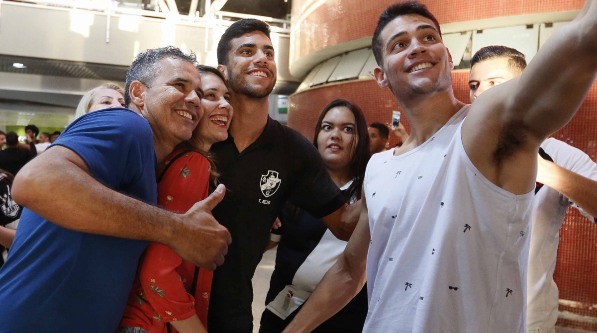 Natural de Brasilia, Tiago Reis foi muito requisitado na chegada &agrave; capital Federal - Rafael Ribeiro/Vasco